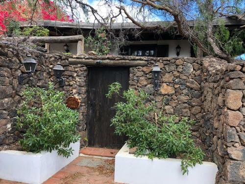 Immaculate 3-bed House With A Sea View In Macher