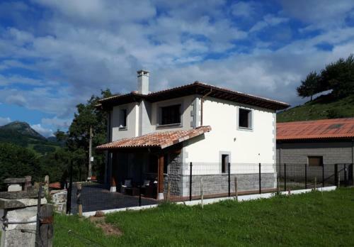 Casa El Caleru