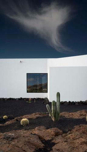 Vulkano Villa