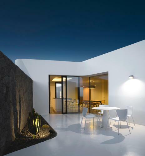 Villa Vulkano House