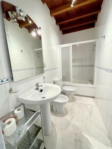 Hostal The Cliffs - A Casa de Mercedes