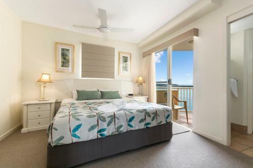 Aparthotel Riviere On Golden Beach