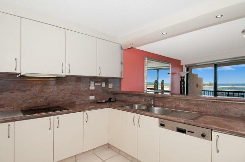 Apartamentos Windward Passage