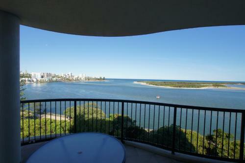 Apartamentos Windward Passage