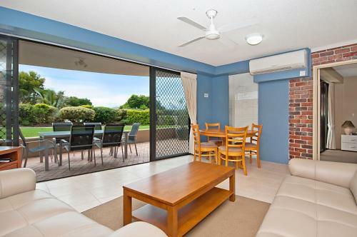 Apartamentos Windward Passage