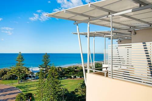 Hotel Shearwater Resort