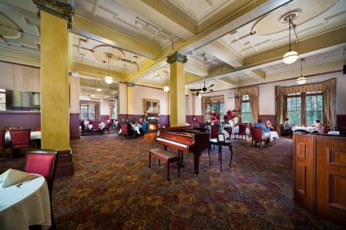 Hostal Jenolan Caves House
