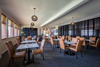 Ace Motor Inn