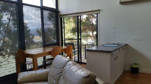 Tamar Ridge Apartments