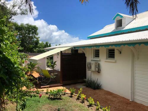 Bed & Breakfast D�sir Tropical
