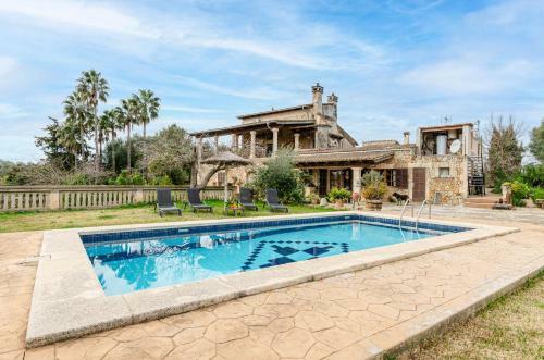 Yourhouse Deulosal, Agrotourism With Private Pool