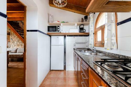 Yourhouse Deulosal, Agrotourism With Private Pool