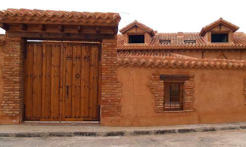 Casa De Barro