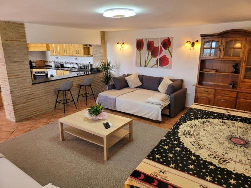 Stunning Apartment With Pool Close To Estepona Es