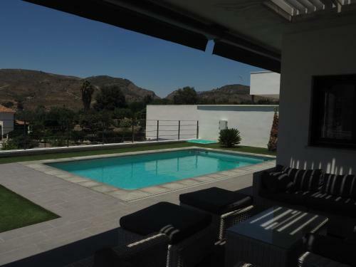 La Casa En El Valle, 5 Bedroom Villa With Private Pool