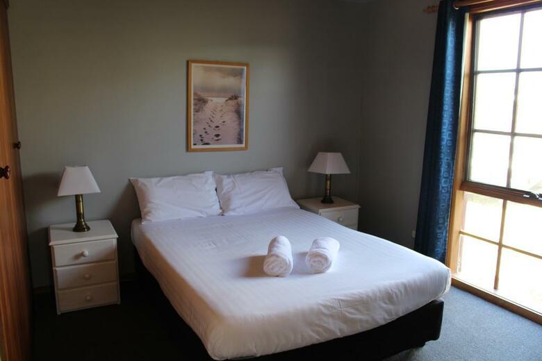 Hotel Eastcoast Central Watersedge Resort