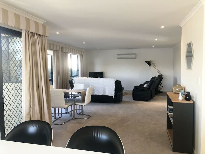 Hotel Eastcoast Central Watersedge Resort