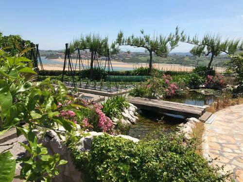 Chalet Robayera A L�nea De Playa
