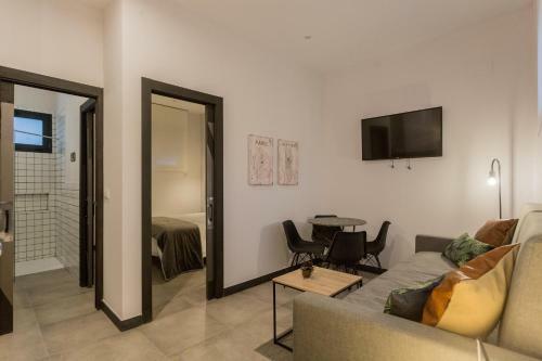 Tria Nomina Apartamentos Tur�sticos