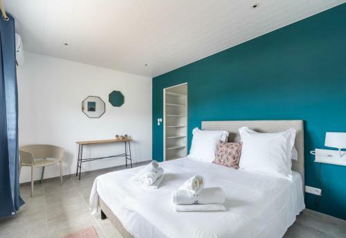 Sealake Villas
