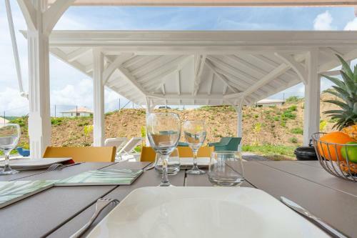 Sealake Villas