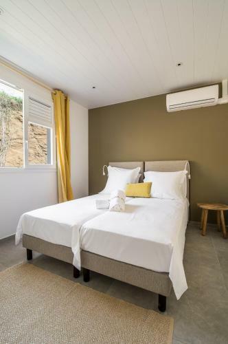 Sealake Villas