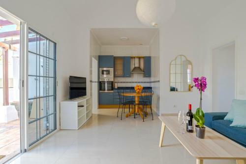 Golf Paradise With Private Garden And Barbecue In Maspalomas