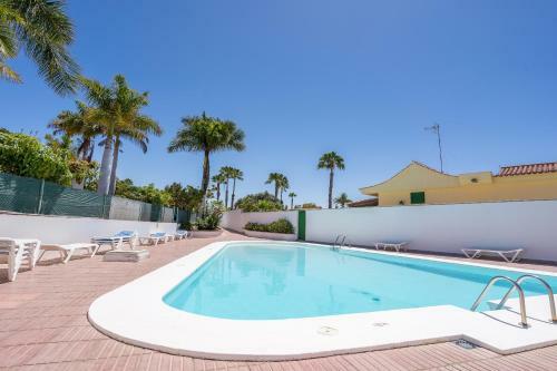 Golf Paradise With Private Garden And Barbecue In Maspalomas
