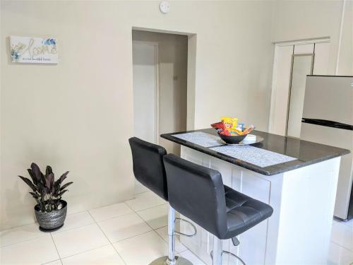 Apartamento Modern Kingston 2br 2bth Near Airport