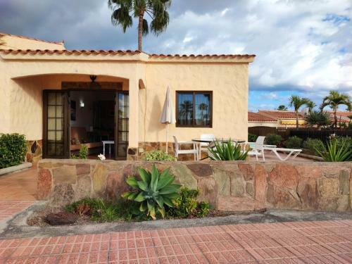 Apartamento Bungalow Santa Fe En Centro de Playa Del Ingl�s