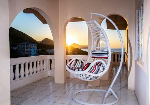 876 Ja Oasis & Hideaway - By Kingston Airport