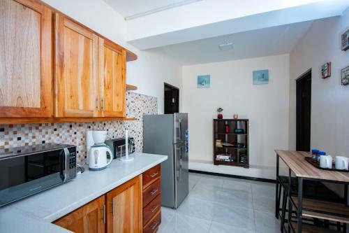 876 Ja Oasis & Hideaway - By Kingston Airport