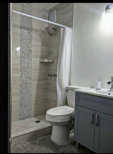 Apartamento Kingston Quiet Retreat 3 Bedroom 3 Bath