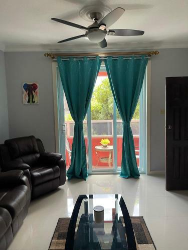 Apartamento Jamrock Suites