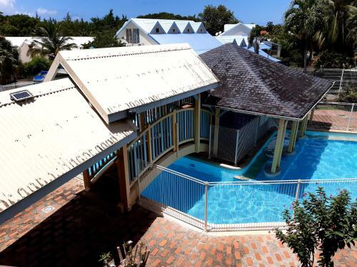 Apartamento Studio Climatis� - Piscine-plage - 1 � 2 Personnes