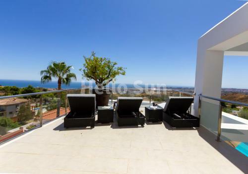 41-villa Casablanca With Stunning Views In Mijas!