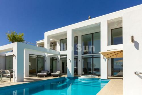 41-villa Casablanca With Stunning Views In Mijas!