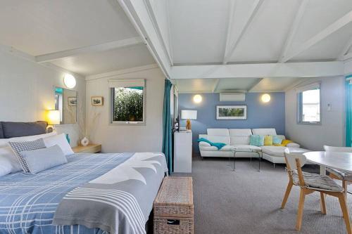 The Bay Beach Studio ~ Ocean View