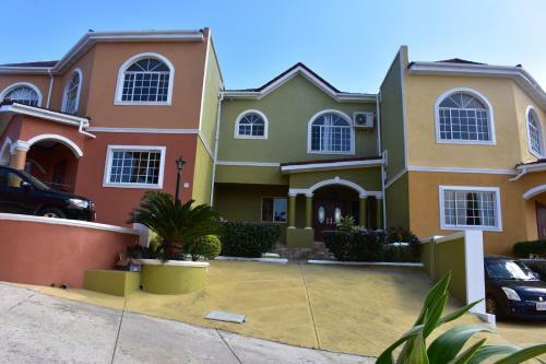 Mobay Vacation Village