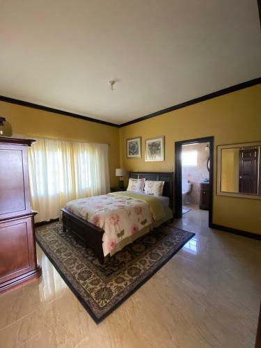 Mobay Vacation Village
