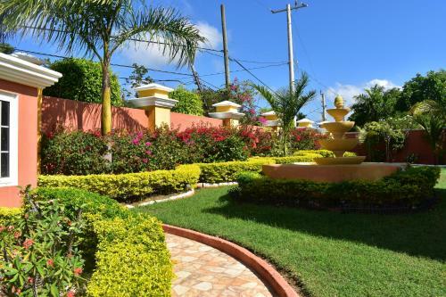 Mobay Vacation Village