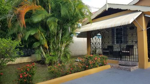 Ava's Getaway, 3bed, Ac, Wifi