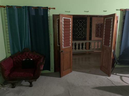 Hostal N&a Palace