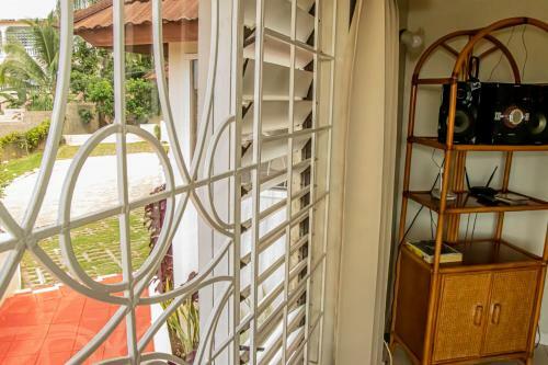 Hostal The Whytehouse Villa