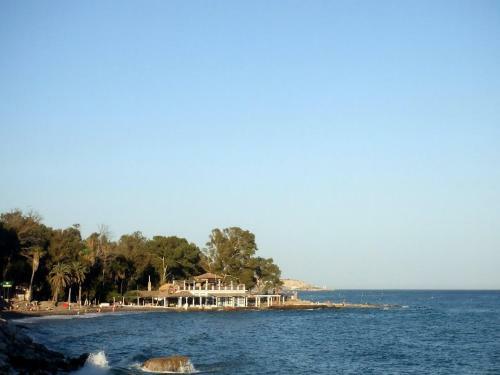 Apartamento Con 3 Piscinas Vistas Al Mar
