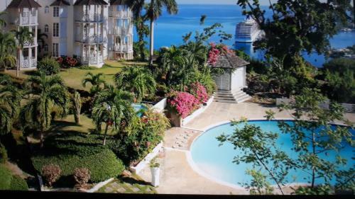 Apartamento Cruise Ship View, Sky Castles, Columbus Heights