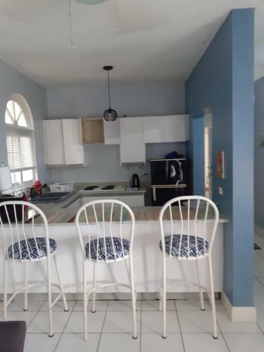 Apartamento Cruise Ship View, Sky Castles, Columbus Heights