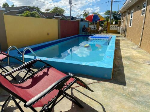 Paradise Villa Shared Onsite Private Pool Onsite Gym