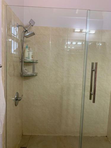 Paradise Villa Shared Onsite Private Pool Onsite Gym