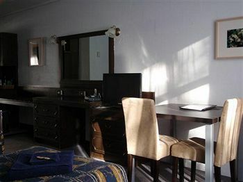 West Coaster Motel